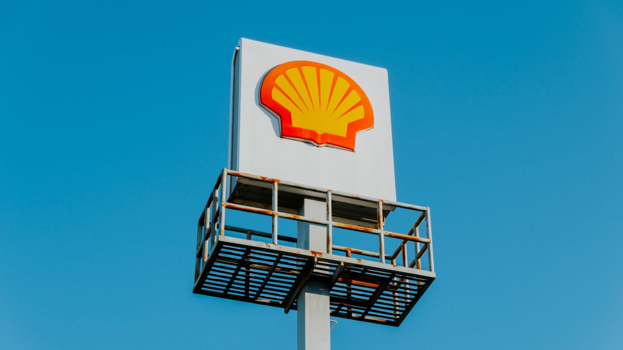 Dirty pearls: exposing Shell’s hidden legacy of climate change accountability, 1970-1990